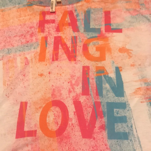 Woman’s /Junior Hangten “Falling in Love” T-Shirt - Picture 2 of 6